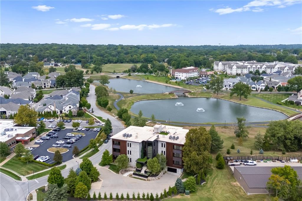 9445 Rosewood Drive Unit: 2A