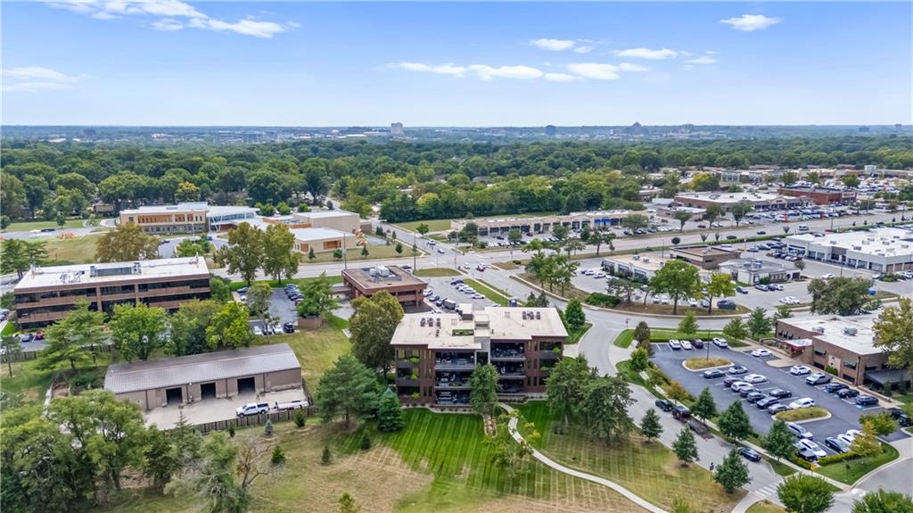 9445 Rosewood Drive Unit: 2A
