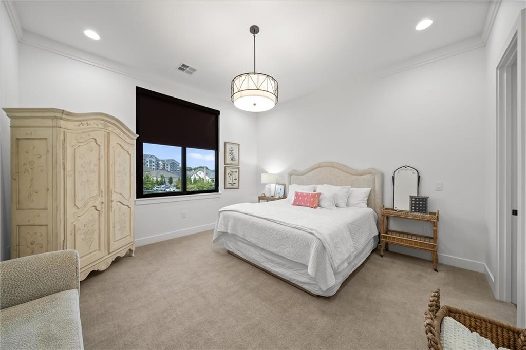 9445 Rosewood Drive Unit: 2A