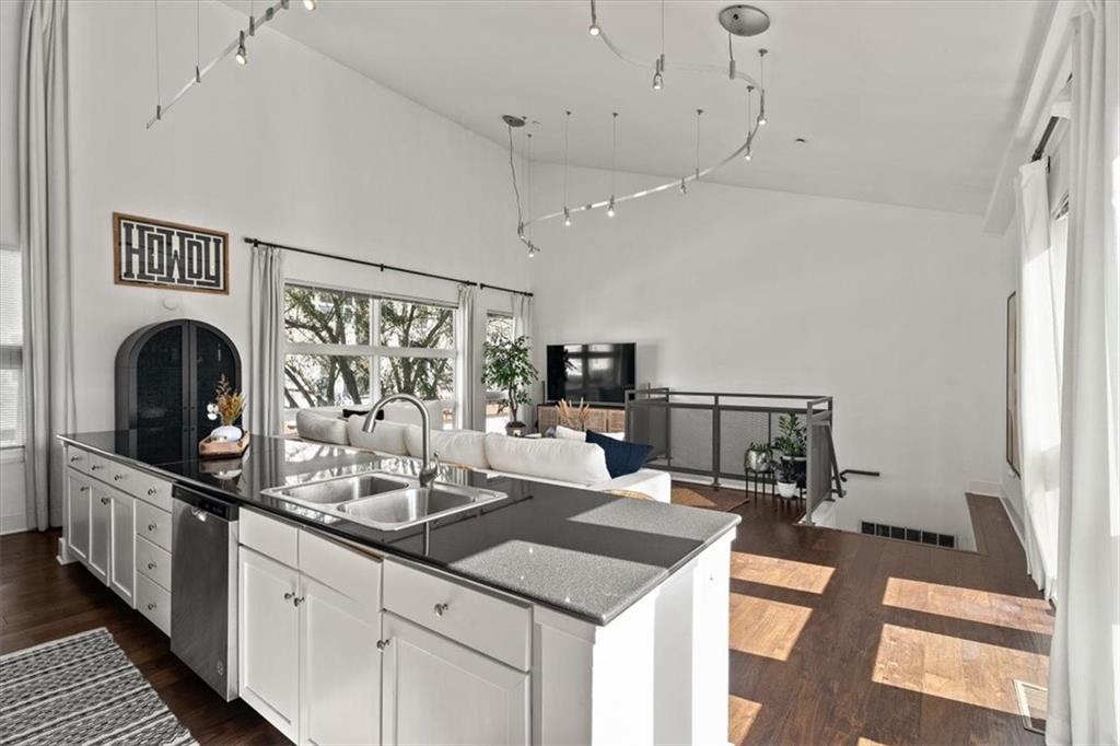 1607 Summit Street Unit: G1