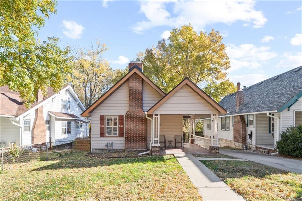 3821 Genessee Street