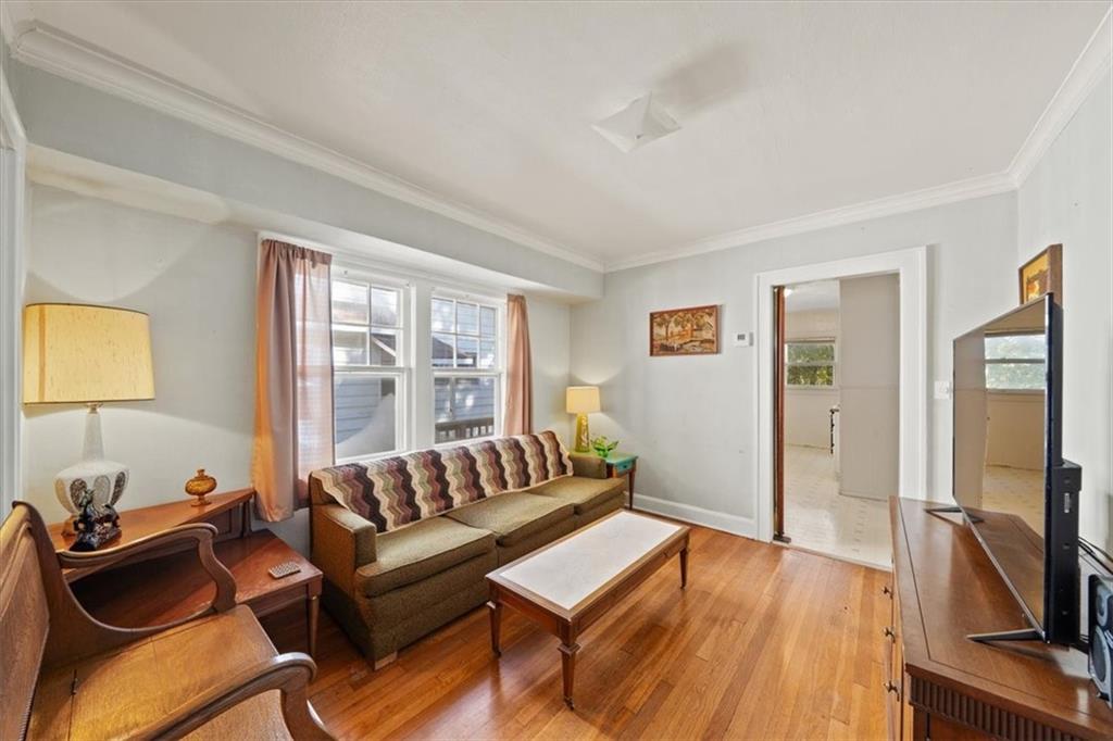 3821 Genessee Street