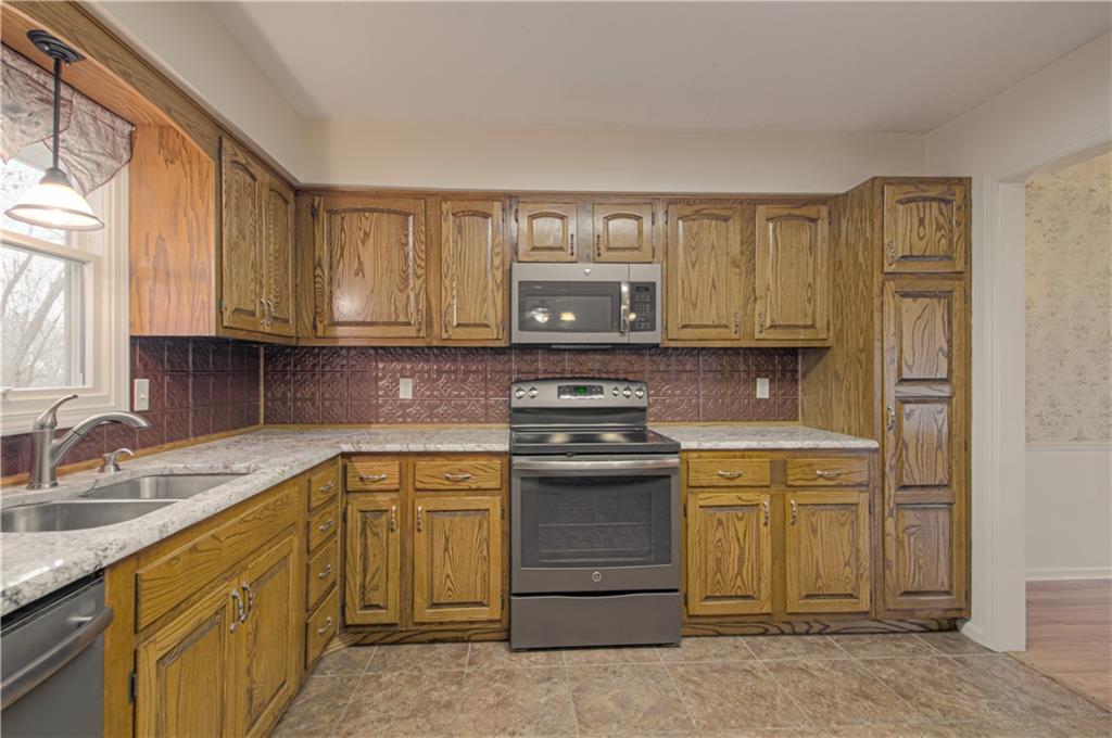 2600 Magnolia Avenue