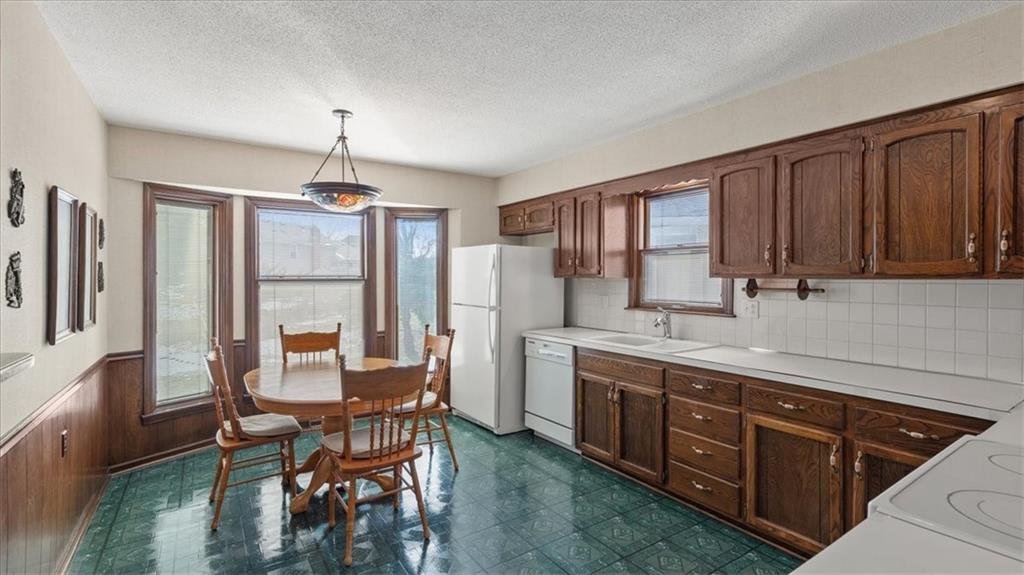 12325 W 100th Street