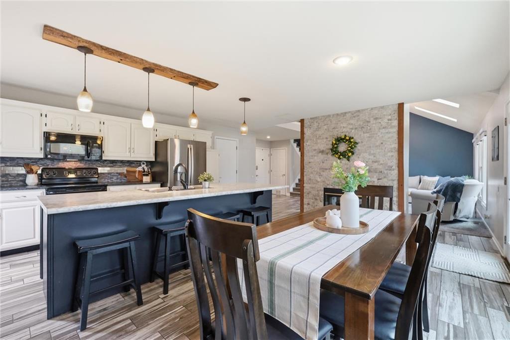 4702 Roundtree Court