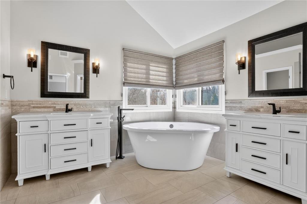 9419 W 124th Terrace