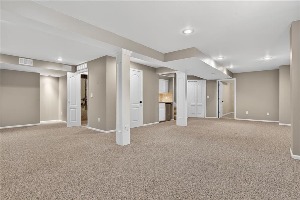 9419 W 124th Terrace