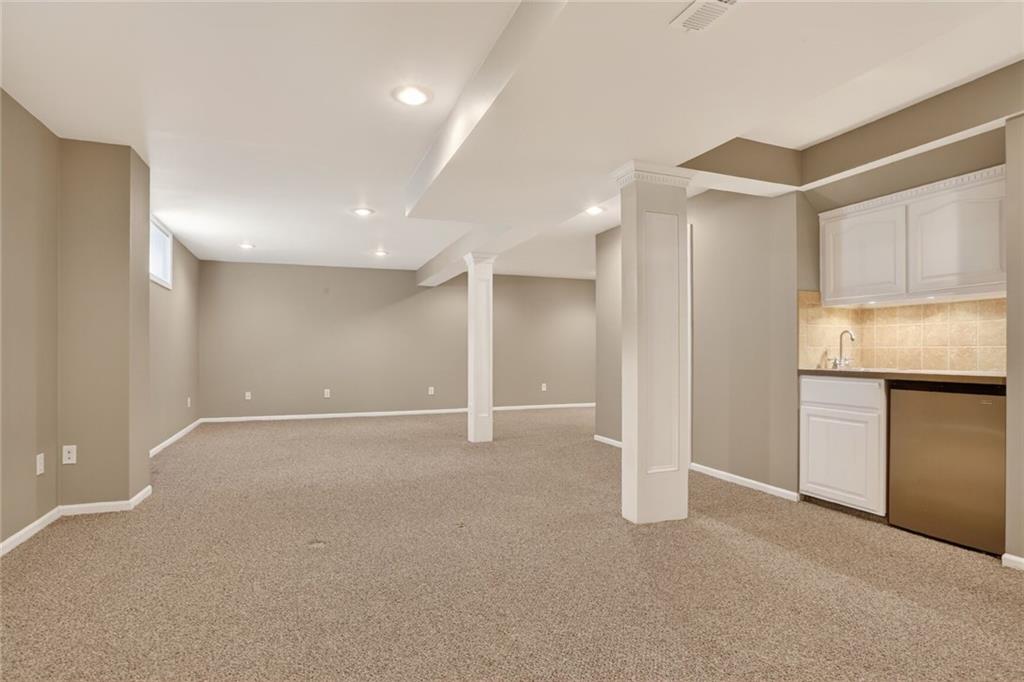 9419 W 124th Terrace