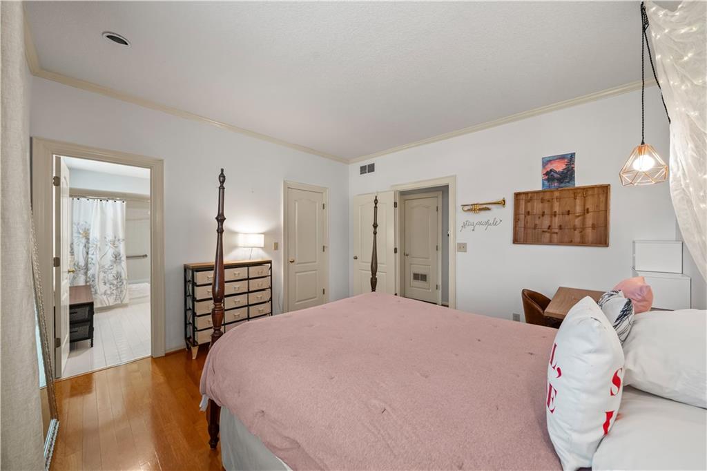 3936 Shawnee Mission Parkway