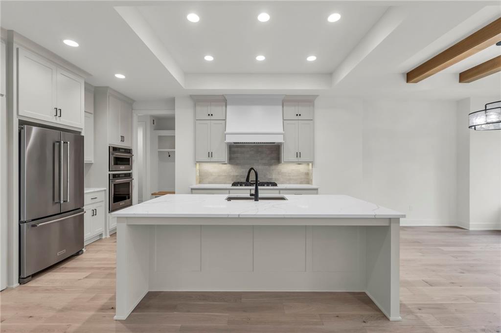 10404 River Hills Drive