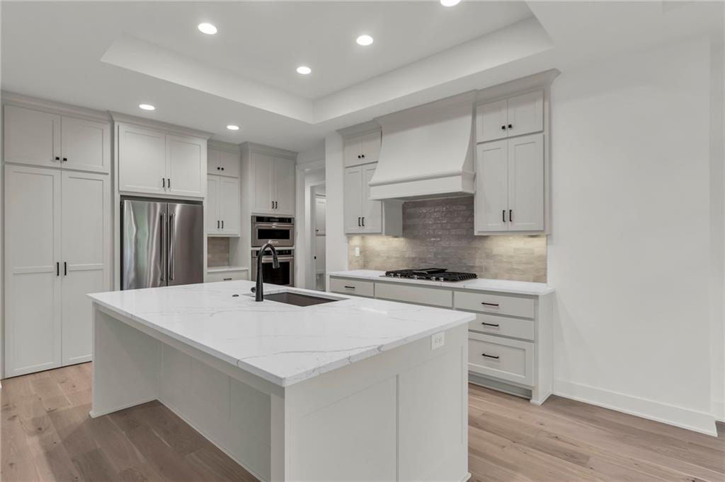 10404 River Hills Drive
