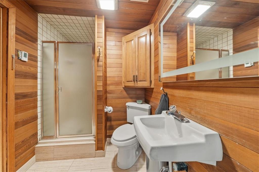 4710 Monrovia Street