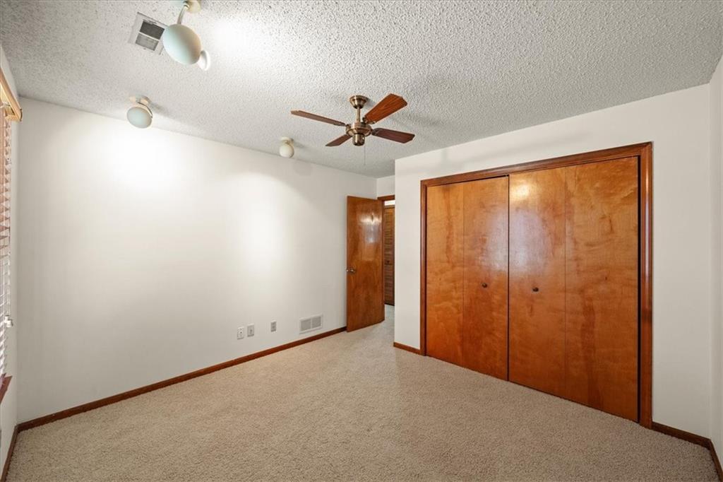 2729 Pebble Lane