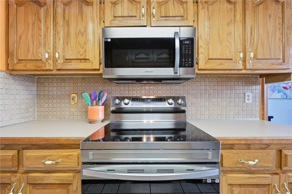 12015 W 82nd Terrace