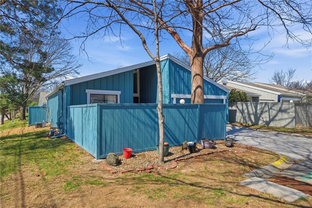 12015 W 82nd Terrace