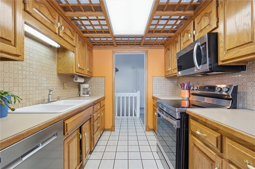 12015 W 82nd Terrace