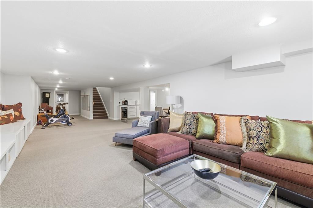 10409 Pawnee Lane