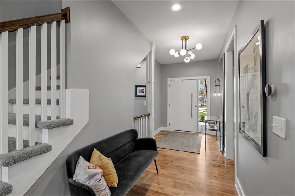 6927 Glenn Lane
