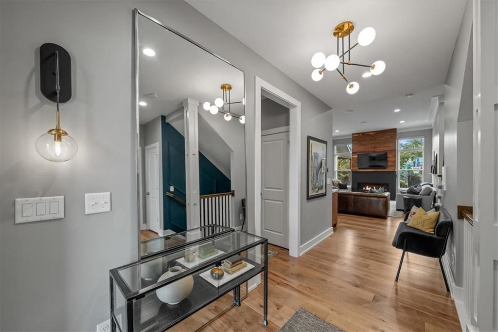 6927 Glenn Lane