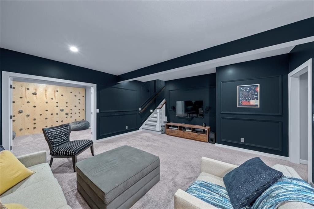 6927 Glenn Lane