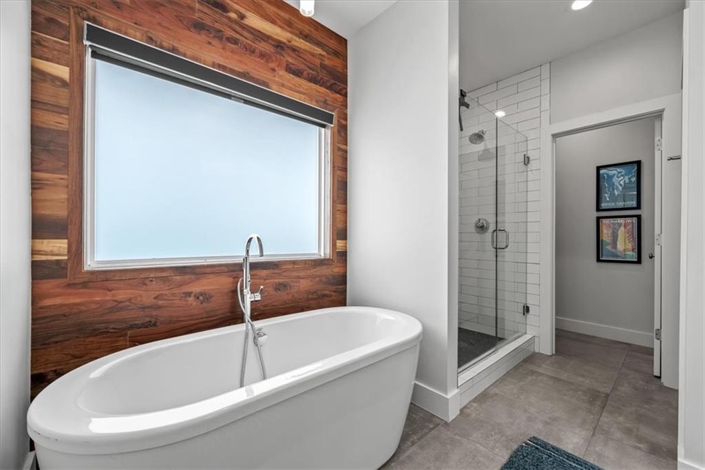 6927 Glenn Lane