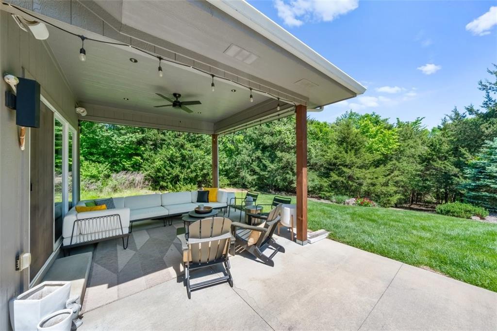 6927 Glenn Lane