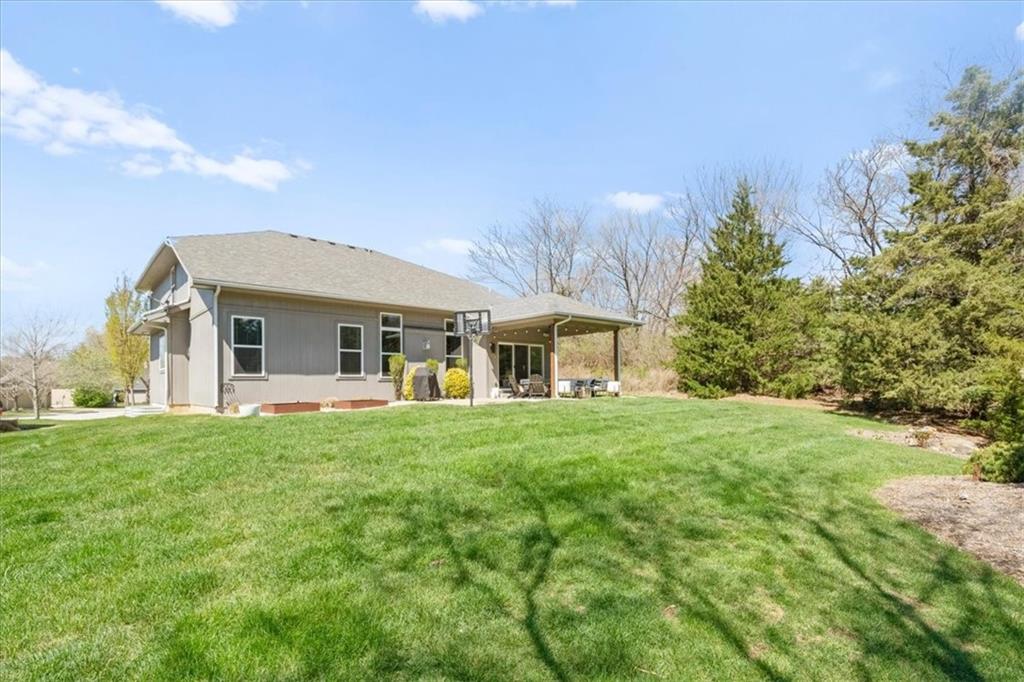 6927 Glenn Lane