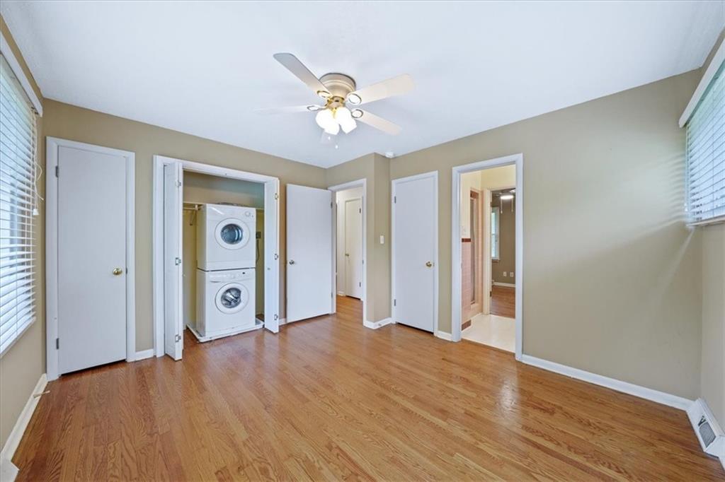 3428 W 77th Terrace