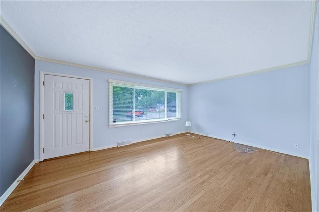 3428 W 77th Terrace