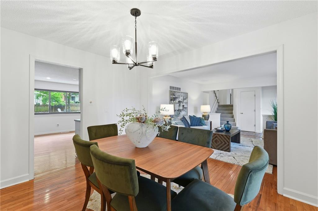 11809 Rosehill Road