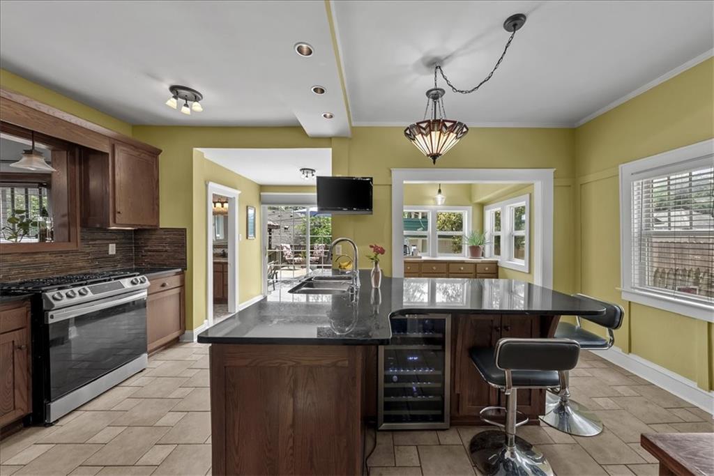 131 W 61st Terrace