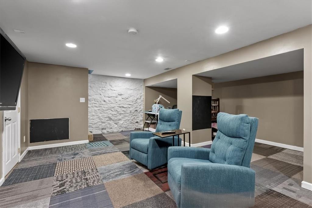 131 W 61st Terrace