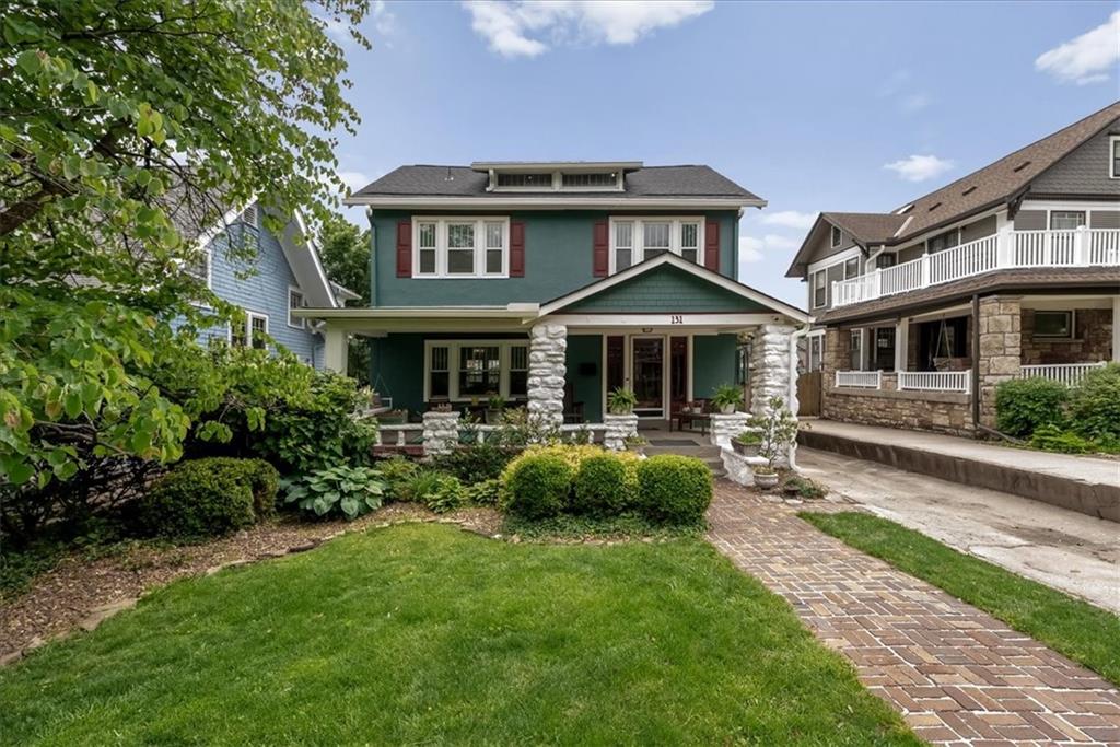 131 W 61st Terrace