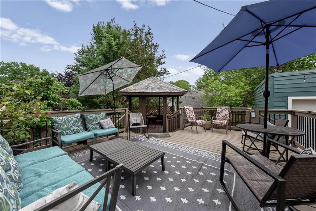 131 W 61st Terrace