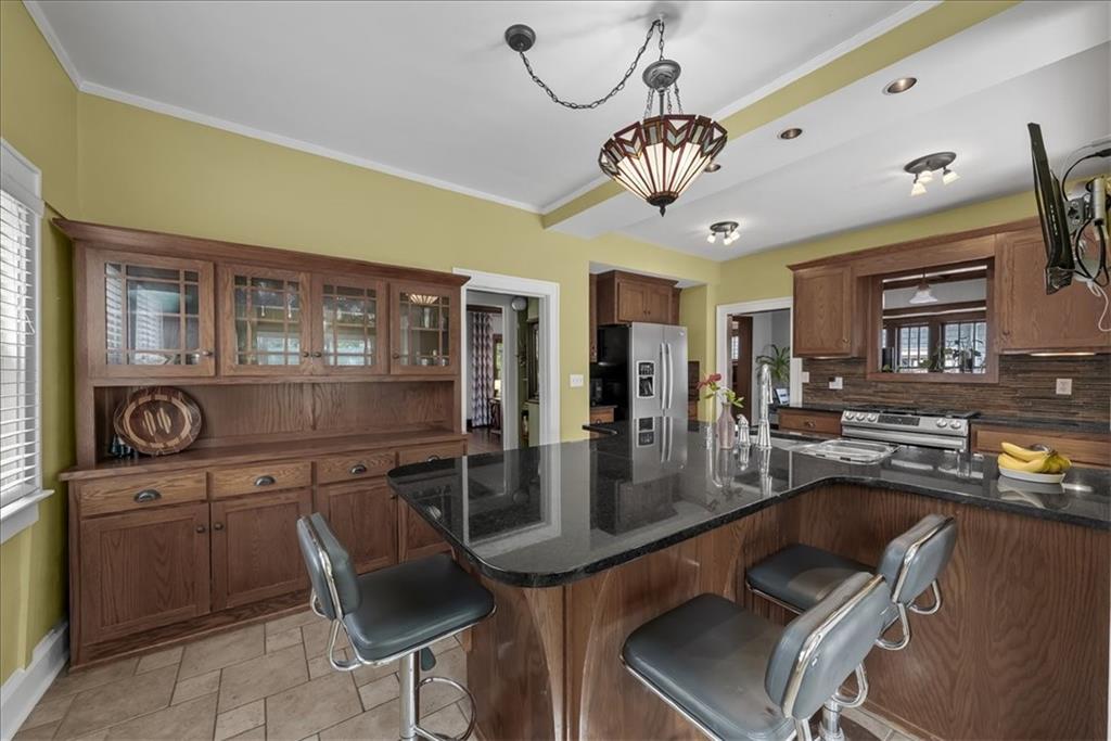 131 W 61st Terrace