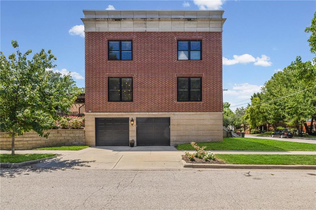 115 E 30th Street