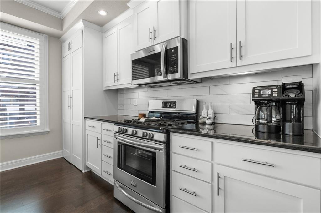 115 E 30th Street