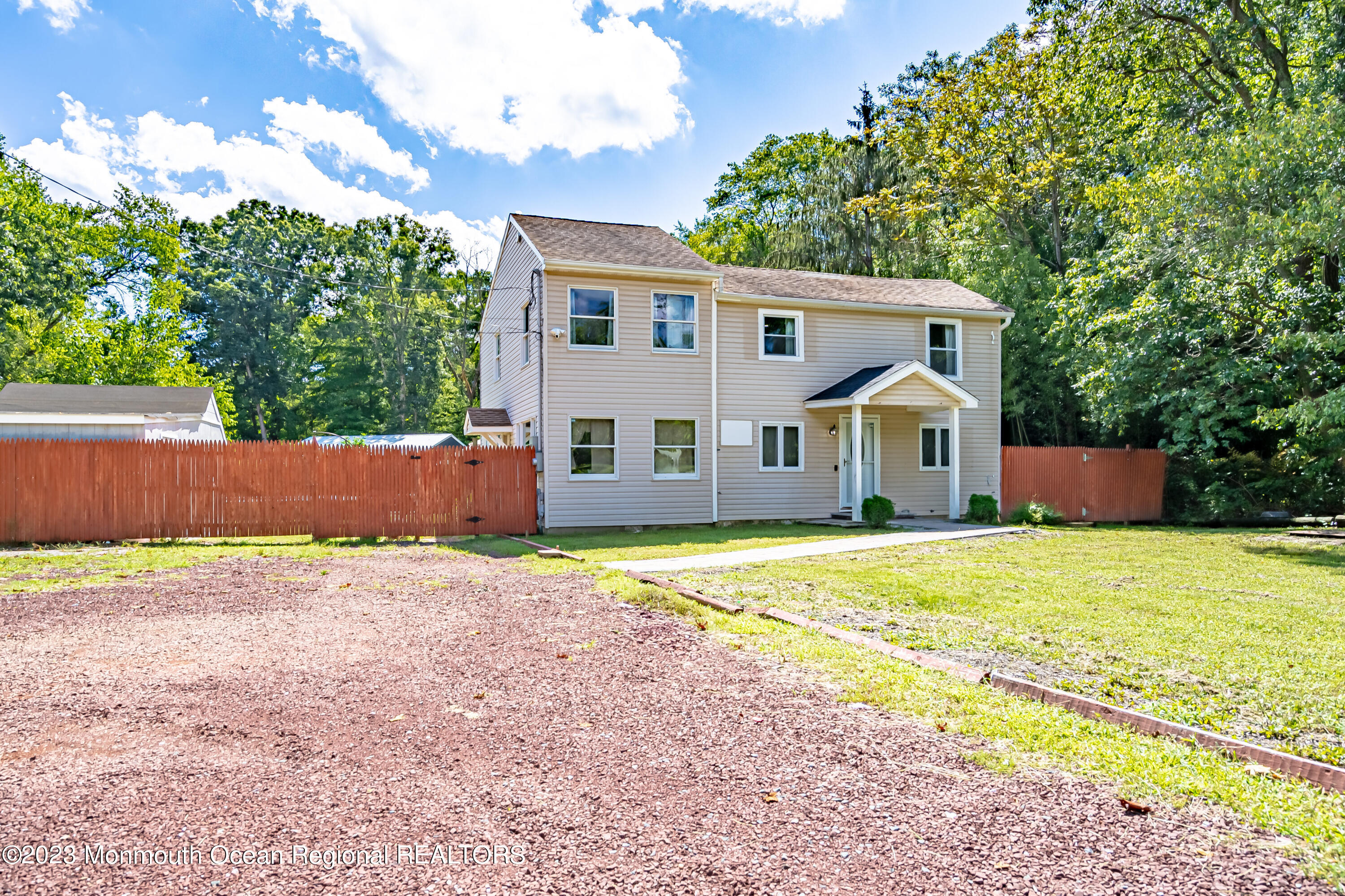 505 W Farms Road