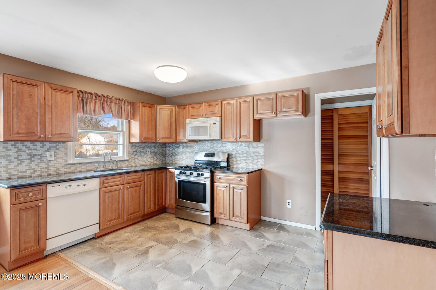 612 E Cape May Avenue