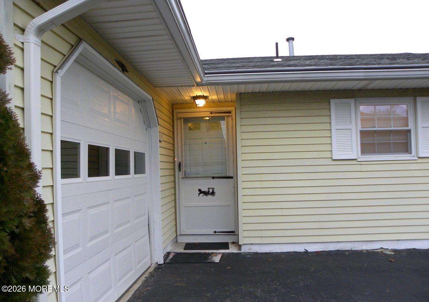 10 Whitecap Way