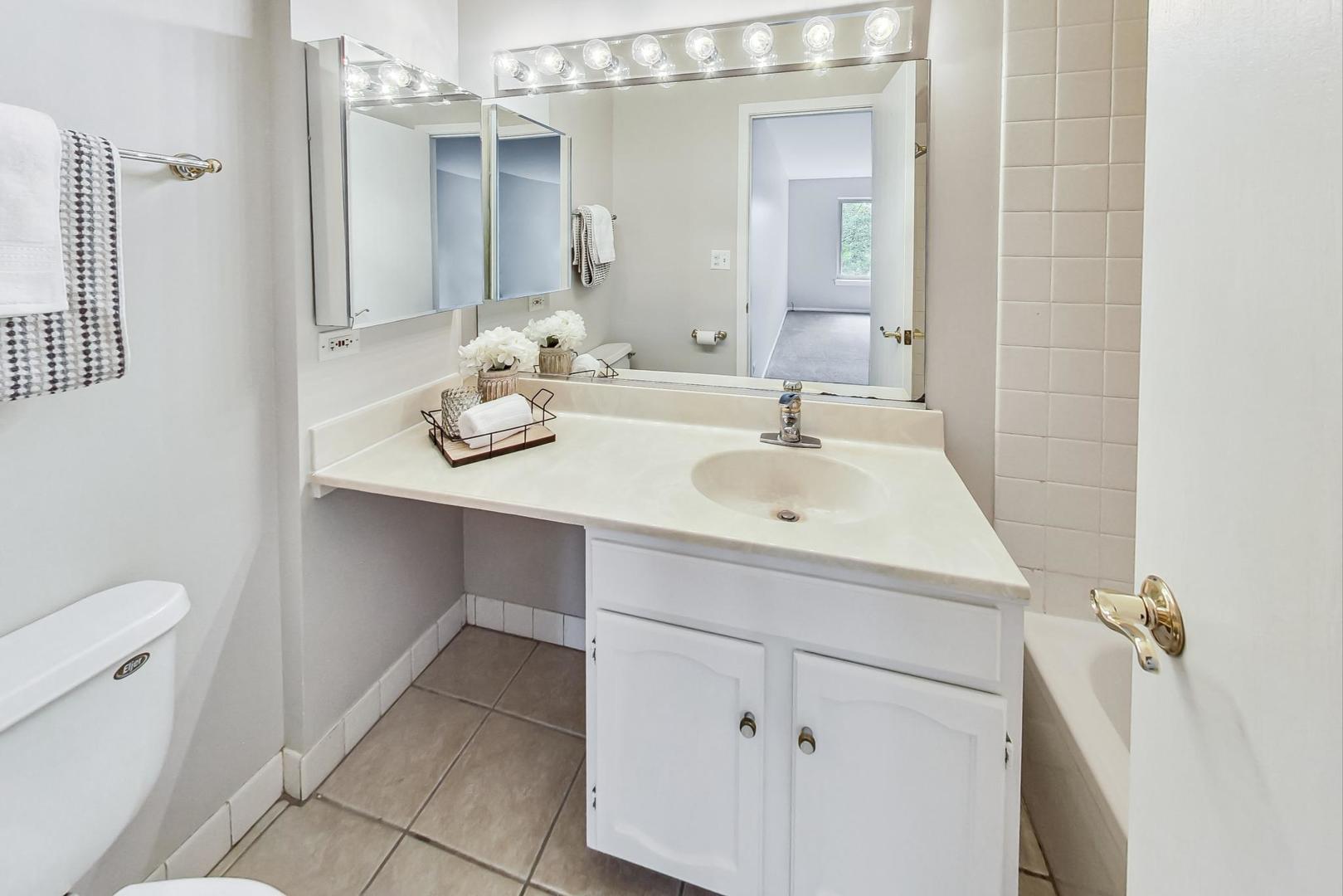 3085 Pheasant Creek Drive Unit: 202