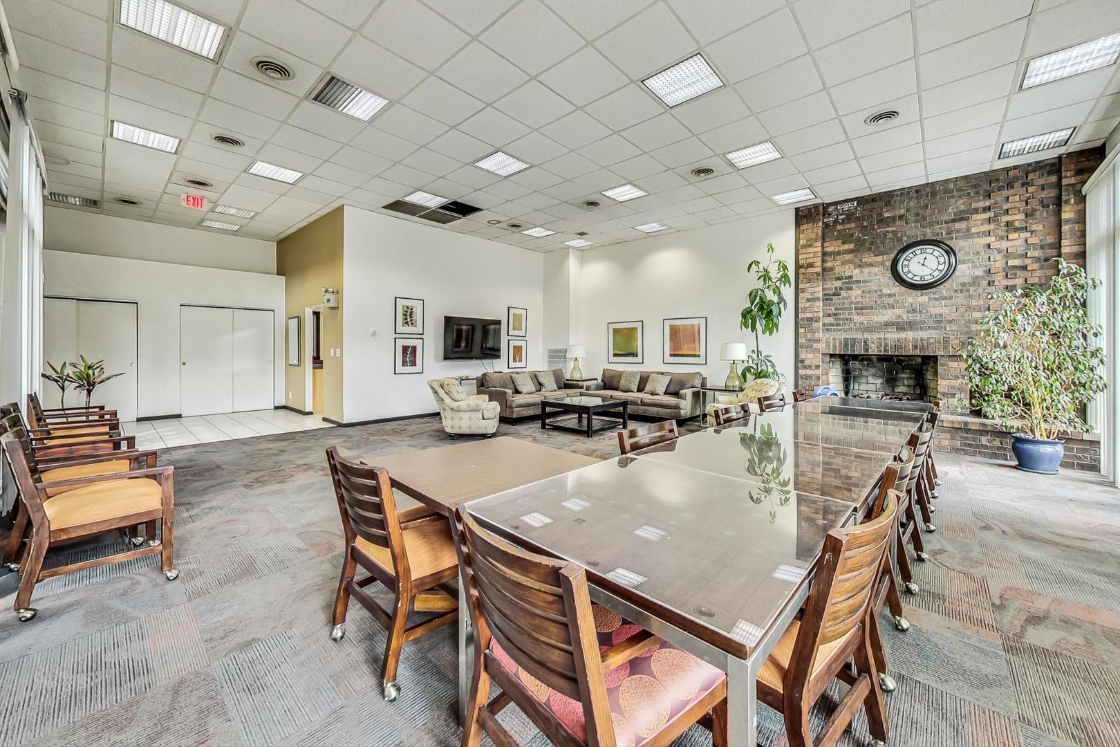 3085 Pheasant Creek Drive Unit: 202