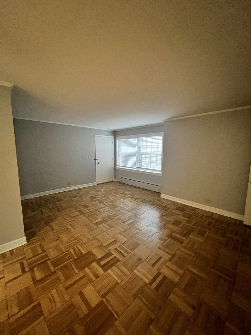 1408 Hinman Avenue Unit: 1W