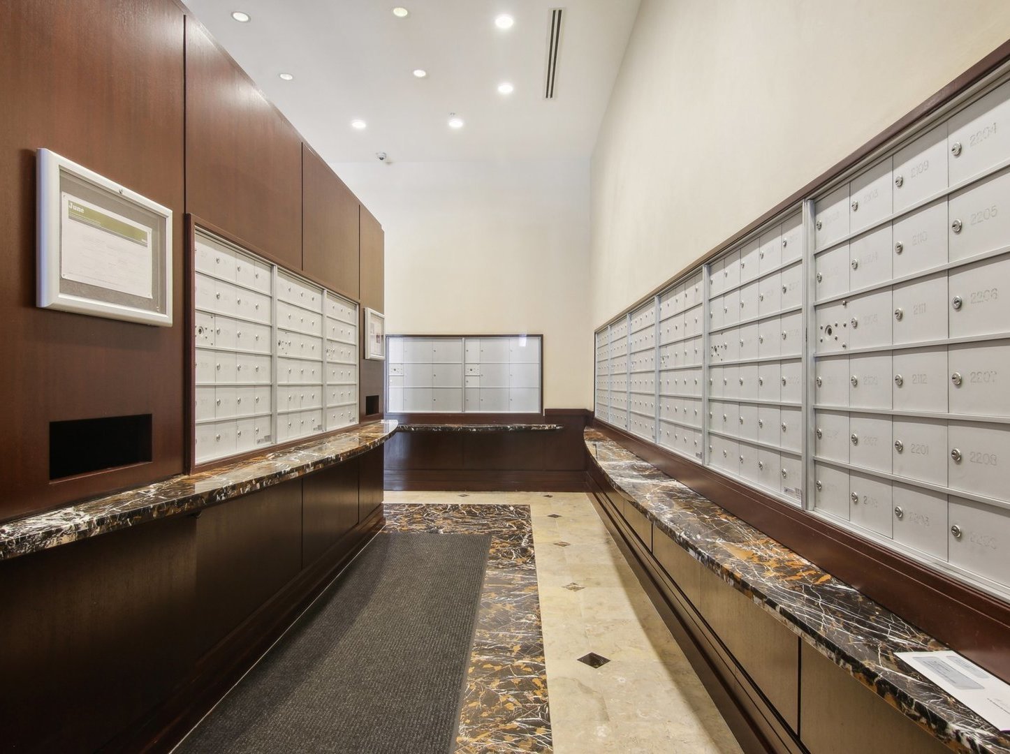 807 Davis Street Unit: 2104