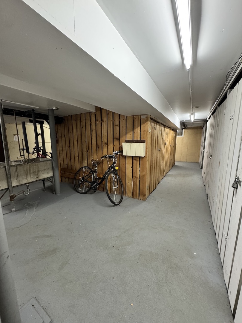 1920 Cherry Lane Unit: 219