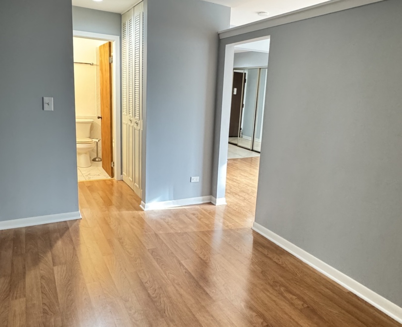 1960 CHERRY Lane Unit: 202