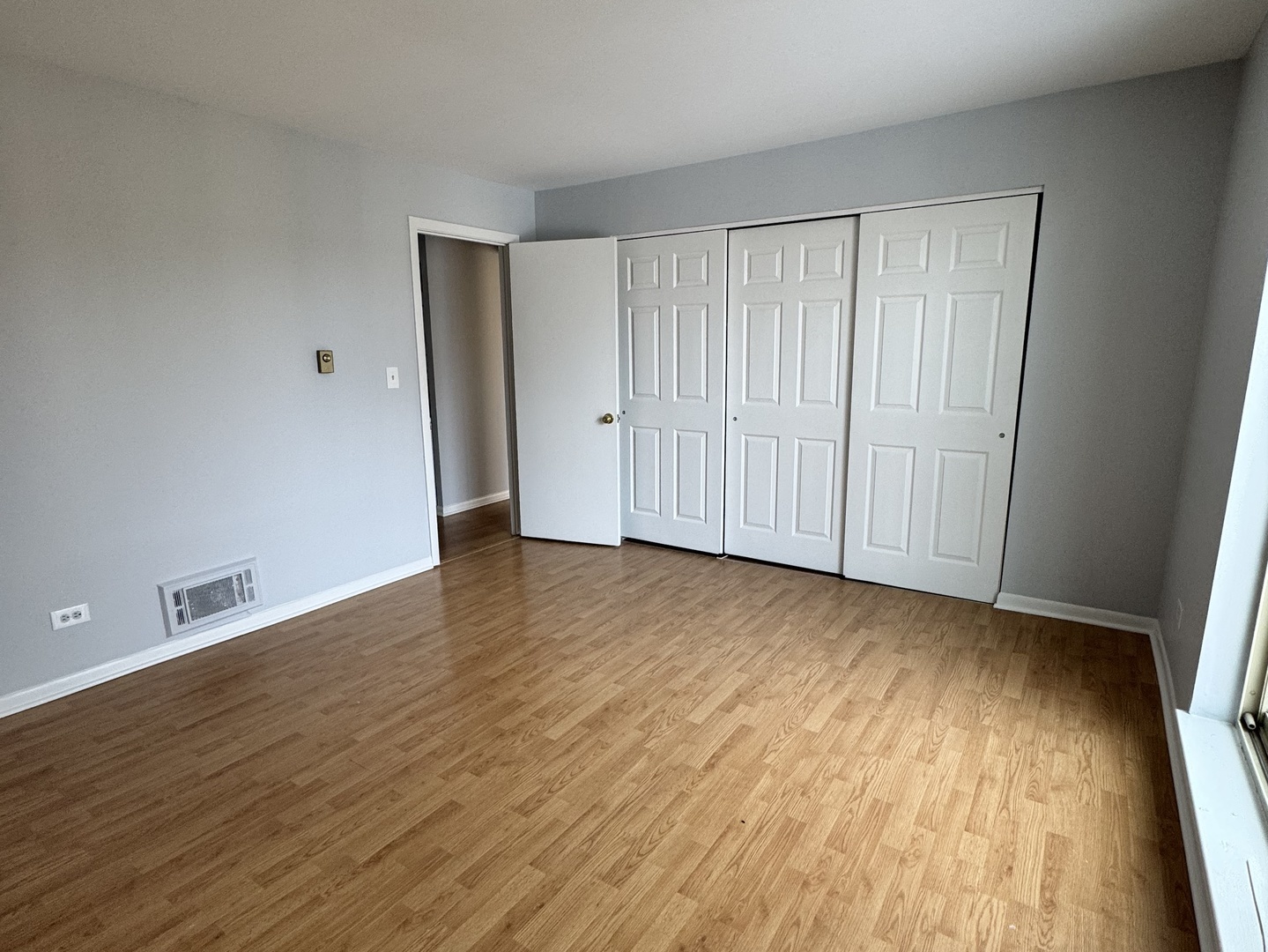 1910 Cherry Lane Unit: 323