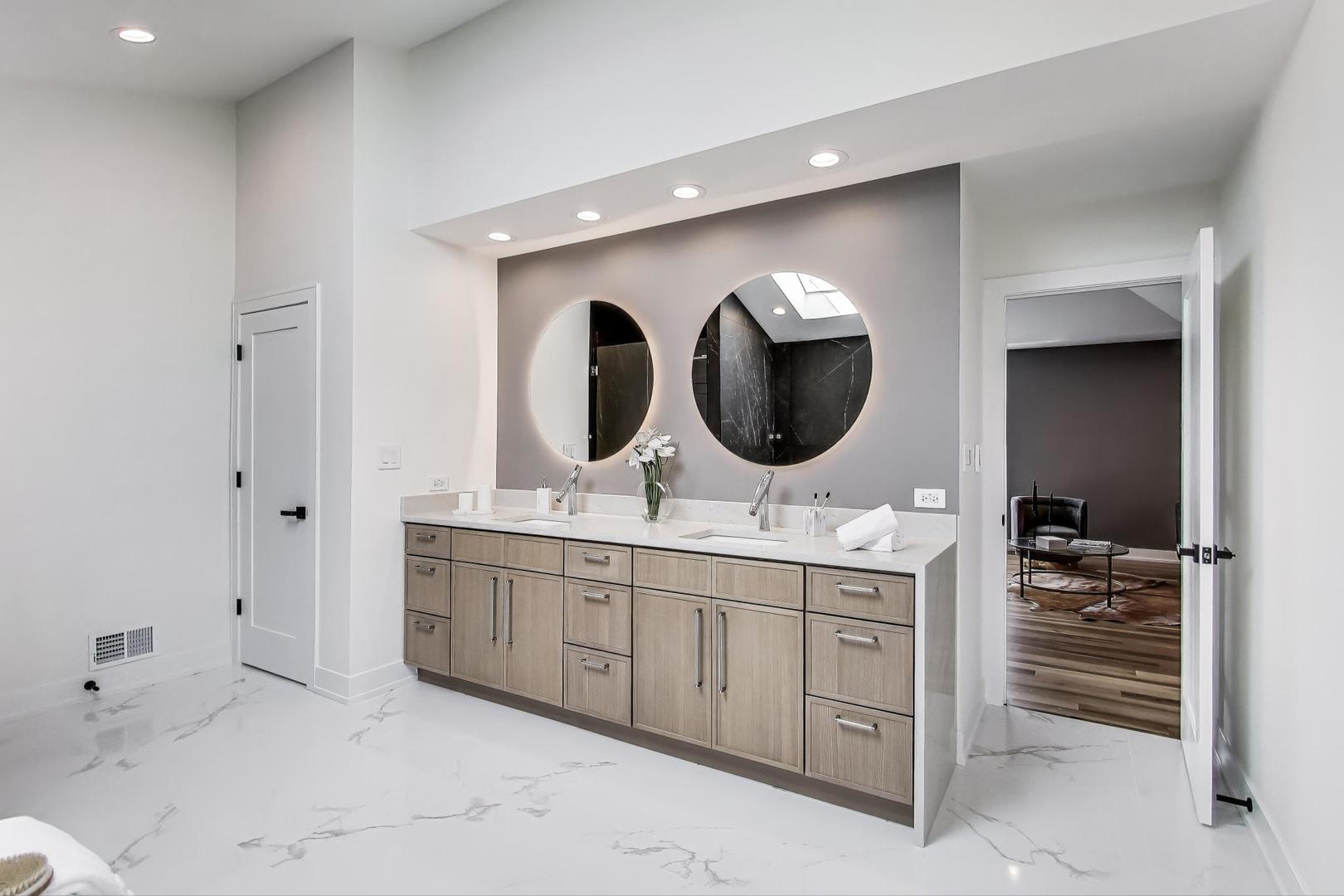 2128 Scotch Pine Lane