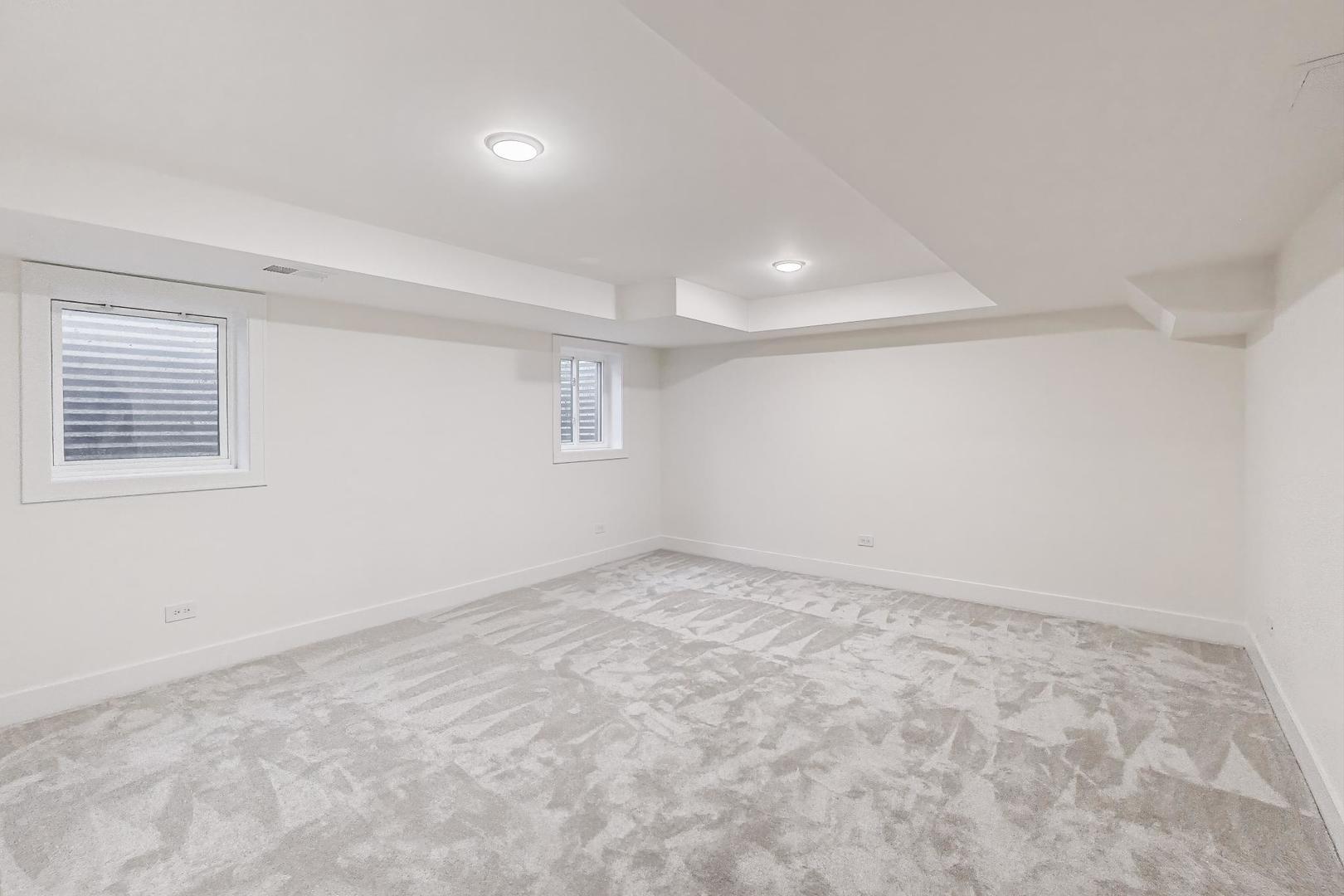 2128 Scotch Pine Lane