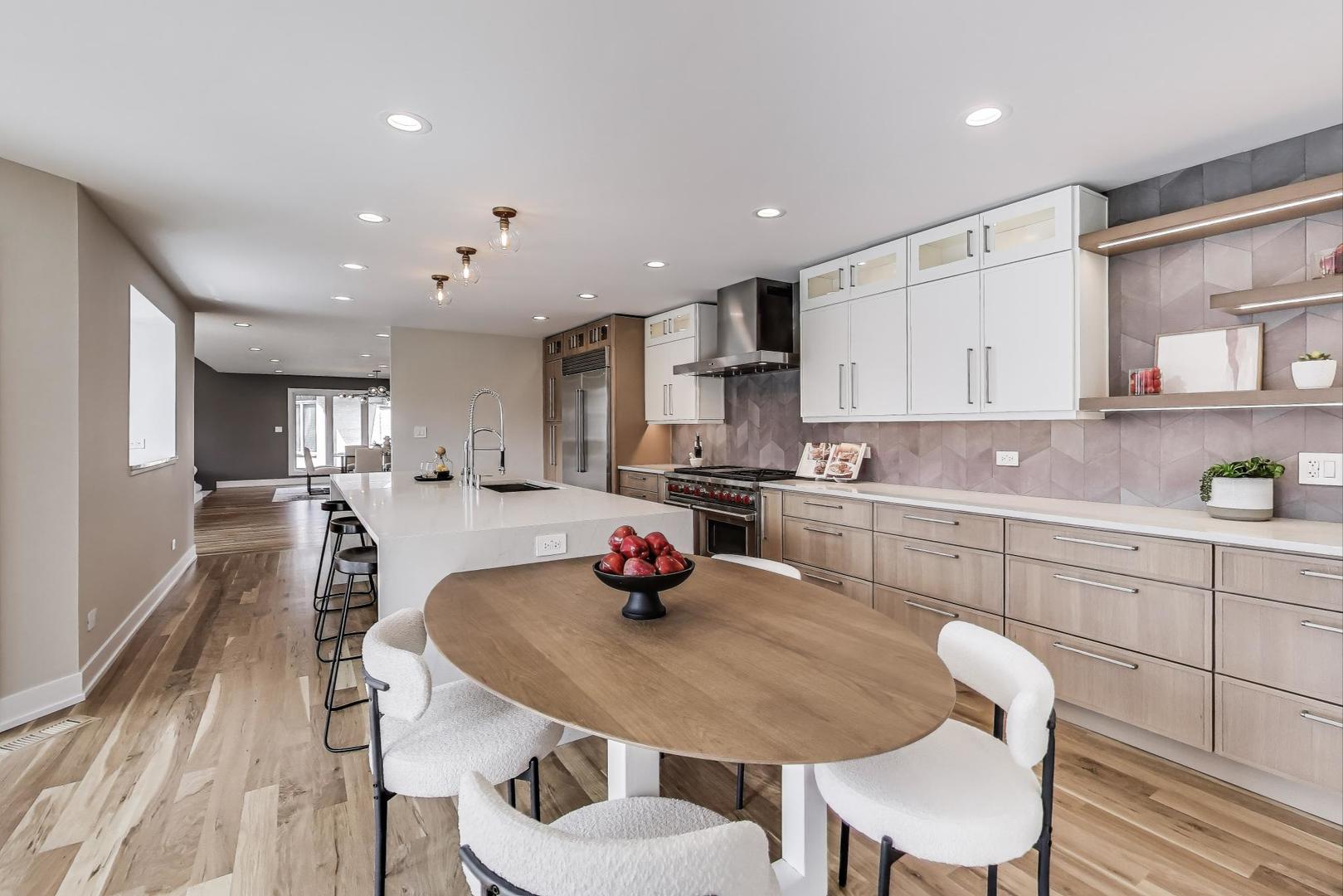 2128 Scotch Pine Lane